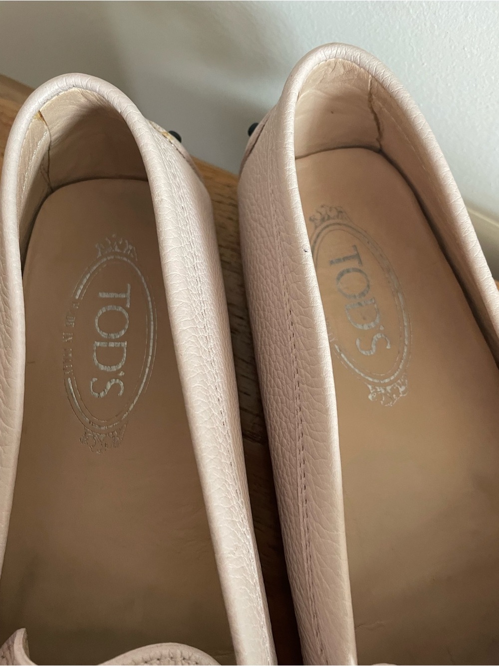 Tod's Gommini driving shoes- light Pink Leather Loafers - Picture 6 of 11